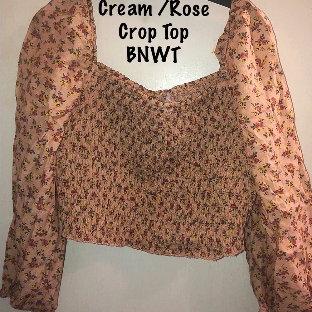 Exhilarations crop top BNWT